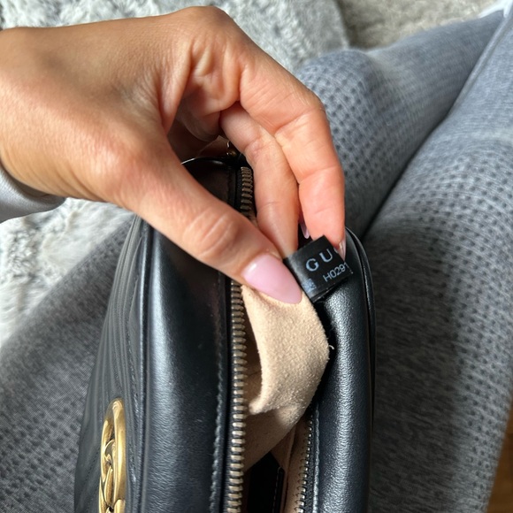 GUCCI GG MARMONT SMALL BAG - Picture 12 of 17